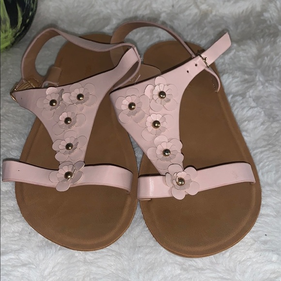 Stylish Footwear Collection - White Sneakers, Green Clogs, Pink Sandals size 2 - Picture 3 of 9